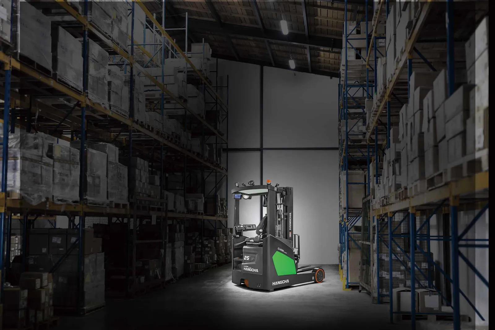 Chariot à mât rétractable électrique lithium XC, 1,4 à 2,5 t